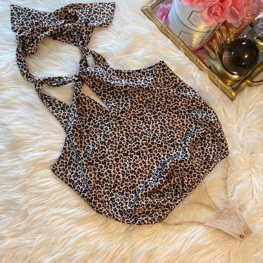 Abercrombie & Fitch A&F Leopard Print Satin Halter Top Bodysuit Sz S - Picture 2 of 4
